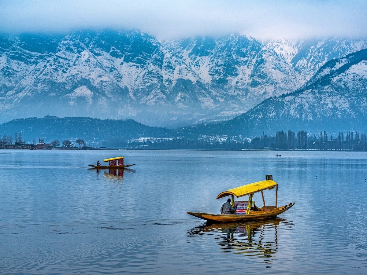 Interesting Facts about Dal Lake - Fact Bud