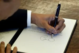 Left-handed person